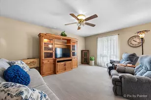 830 Buckingham Ct, Crystal Lake, IL 60014 - Photo 5