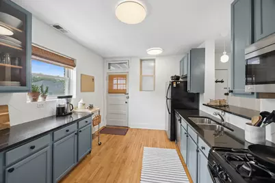 619 Washington Boulevard #2E, Oak Park, IL 60302 - Photo 9