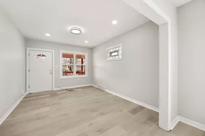 12106 S Emerald Avenue, Chicago, IL 60628 - Photo 3