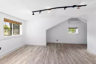 10637 S Oakley Ave, Chicago, IL 60643 - Photo 25