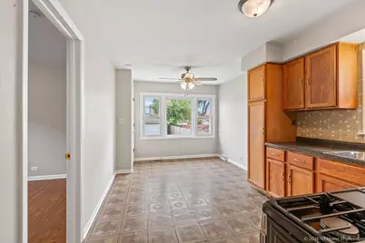 7320 W 58th Street, Summit, IL 60501 - Photo 11