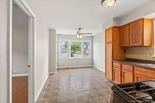 7320 W 58th St, Summit, IL 60501 - Photo 11