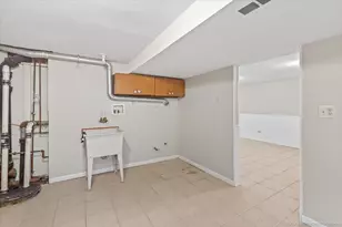 7320 W 58th St, Summit, IL 60501 - Photo 21