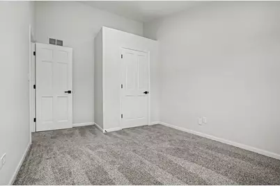 651 Michigan Avenue, South Elgin, IL 60177 - Photo 17