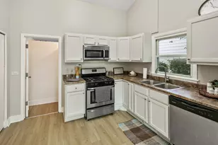 1930 Arthur Dr, Waukegan, IL 60087 - Photo 9