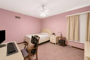 150 Shady Ln, Bartlett, IL 60103 - Photo 29