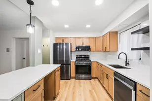 9550 Mason Ave, Oak Lawn, IL 60453 - Photo 3
