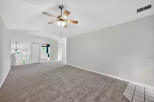 105 Ione Dr, South Elgin, IL 60177 - Photo 11