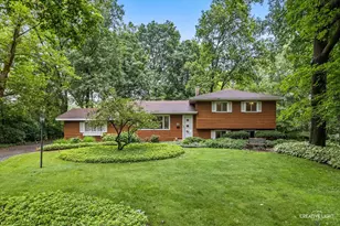21 Golden Larch Ct, Naperville, IL 60540 - Photo 1