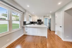 3780 Bordeaux Dr, Hoffman Estates, IL 60192 - Photo 17