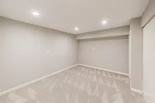 3780 Bordeaux Dr, Hoffman Estates, IL 60192 - Photo 41