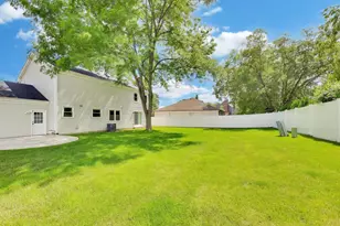 3780 Bordeaux Dr, Hoffman Estates, IL 60192 - Photo 49