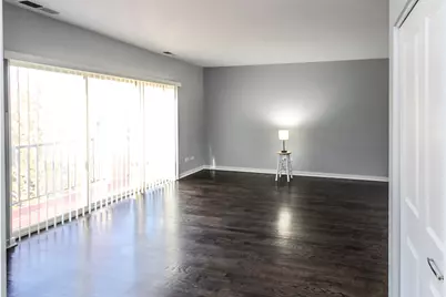 1153 W Washburne Avenue #301, Chicago, IL 60608 - Photo 7