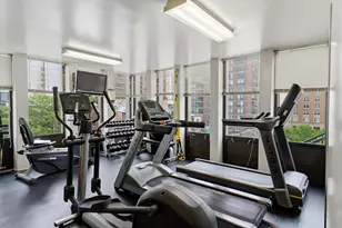 1230 N State Pkwy, Chicago, IL 60610 - Photo 25