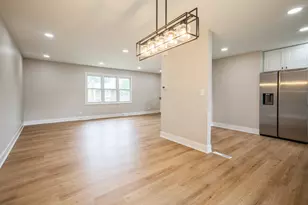 1401 Volkamer Trail, Elk Grove Village, IL 60007 - Photo 5