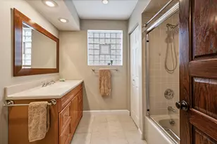 3855 N Greenview Ave, Chicago, IL 60613 - Photo 19