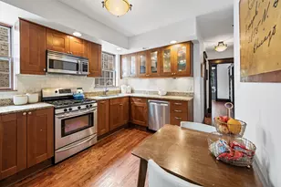 3855 N Greenview Ave, Chicago, IL 60613 - Photo 11