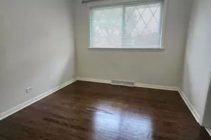 6101 W 82nd Pl, Burbank, IL 60459 - Photo 17