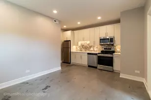 1221 E Marquette Rd, Chicago, IL 60637 - Photo 17