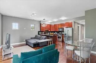3629 S Giles Ave, Chicago, IL 60653 - Photo 5