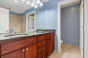 3629 S Giles Ave, Chicago, IL 60653 - Photo 17