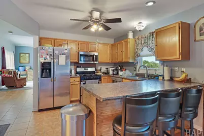 402 S Driftwood Trail, McHenry, IL 60050 - Photo 9