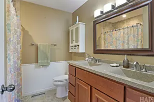 402 S Driftwood Trail, McHenry, IL 60050 - Photo 17