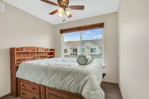 39712 N Warren Ln, Beach Park, IL 60083 - Photo 15