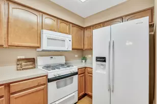 39712 N Warren Ln, Beach Park, IL 60083 - Photo 13