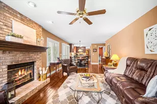 1117 Auburn Ln, Bartlett, IL 60103 - Photo 11