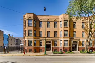 728 W Addison St, Chicago, IL 60613 - Photo 1