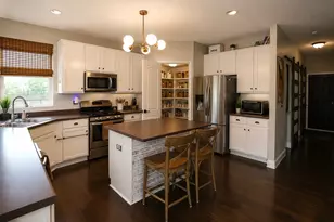 1535 Cambria Ct, Joliet, IL 60431 - Photo 13