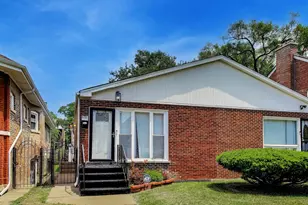 6751 S St Lawrence Ave, Chicago, IL 60637 - Photo 3