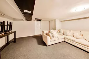 6751 S St Lawrence Ave, Chicago, IL 60637 - Photo 17