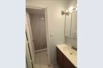 555 Deepwoods Drive #2E, Mundelein, IL 60060 - Photo 5