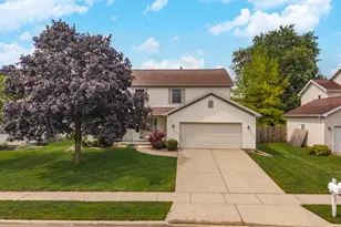 1014 Sawgrass Dr, Normal, IL 61761 - Photo 3