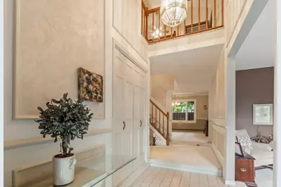415 N Shepherd Hill Lane, McHenry, IL 60050 - Photo 9