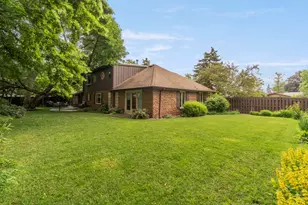 415 N Shepherd Hill Ln, McHenry, IL 60050 - Photo 5