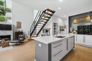 1212 N Hoyne Ave, Chicago, IL 60622 - Photo 9