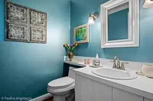 1102 N Pepper Tree Dr, Palatine, IL 60067 - Photo 13