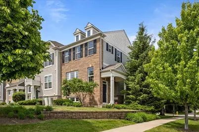 3249 Coral Lane, Glenview, IL 60026 - Photo 1