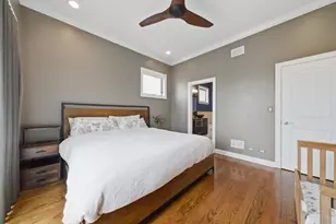 2062 N Leavitt St, Chicago, IL 60647 - Photo 23