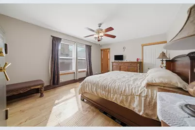 6710 W Forest Preserve Drive, Harwood Heights, IL 60706 - Photo 19