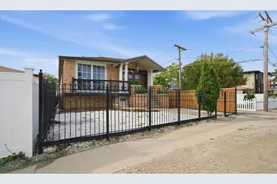 6710 W Forest Preserve Drive, Harwood Heights, IL 60706 - Photo 3
