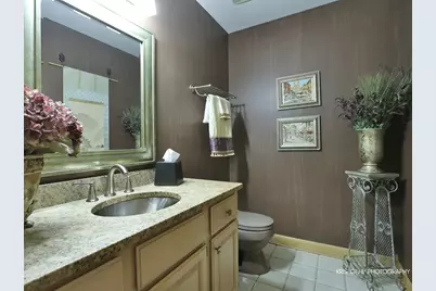 26639 N Longmeadow Circle, Mundelein, IL 60060 - Photo 13