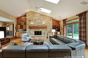 26639 N Longmeadow Circle, Mundelein, IL 60060 - Photo 5
