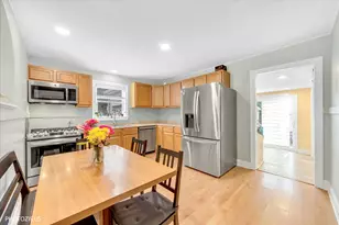 271 9th St, Wheeling, IL 60090 - Photo 7