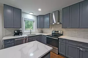 1739 Ferndale Ave, Northbrook, IL 60062 - Photo 9