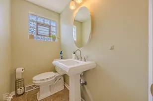 10526 Altgeld St, Melrose Park, IL 60164 - Photo 9