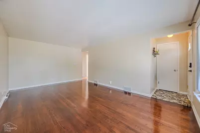 10526 Altgeld Street, Melrose Park, IL 60164 - Photo 3